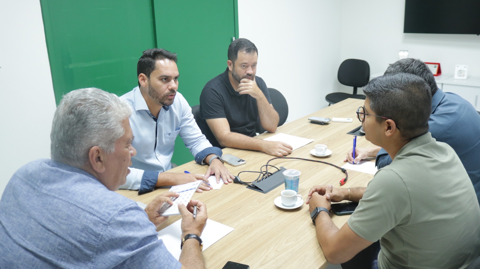 SMTT inicia tratativas com Funcaju para operação de trânsito durante o Forró Caju 2025 - SMTT Aracaju